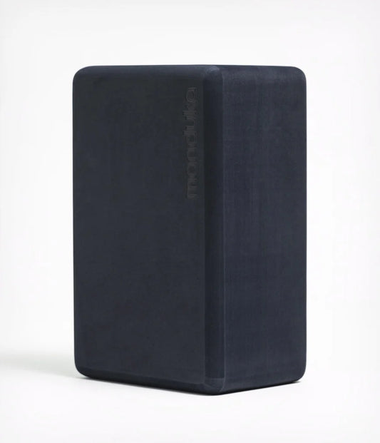 Manduka Recycelter Schaumstoff-Yoga Block