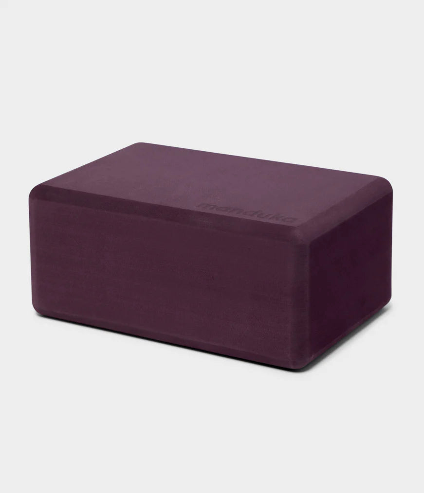 Manduka Recycelter Schaumstoff-Yoga Block